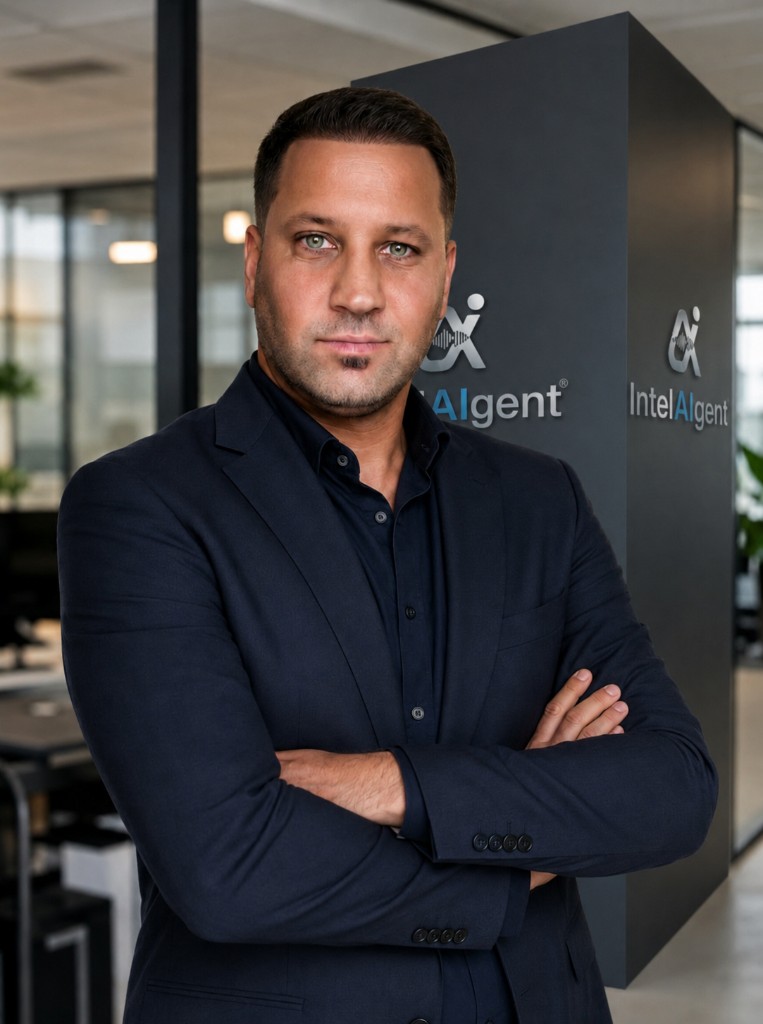 Sascha Jakobs, Gründer von IntelAIgent